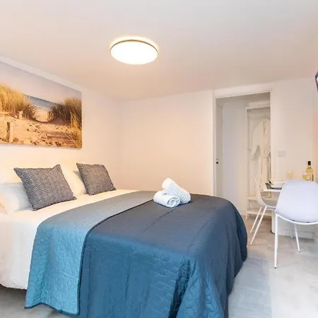 Апартаменты 2 Sea Breeze Loft Ii Terrace Family Scheveningen Гаага