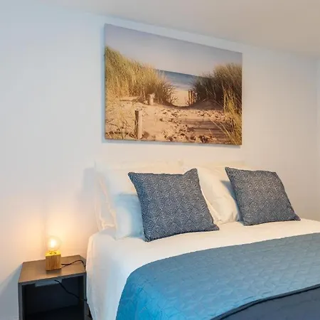 Апартаменты 2 Sea Breeze Loft Ii Terrace Family Scheveningen Гаага